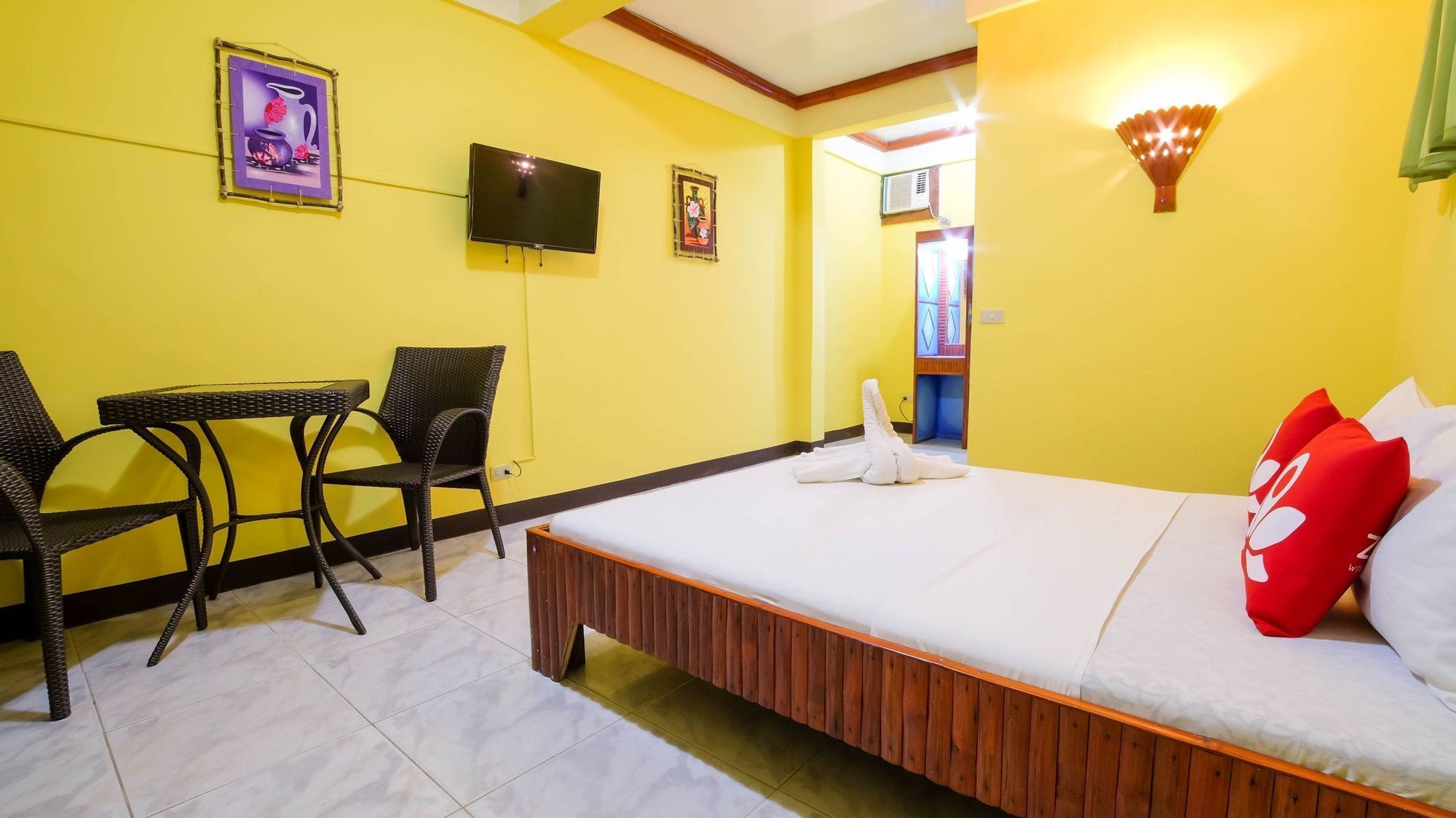 Zen Rooms White Beach Puerto Galera Exterior photo